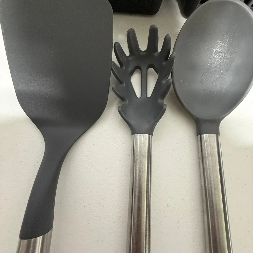 Sabatier 3pc Kitchen Utensil Set Stainless Steel Nylon Spatula Pasta Spoon Gray‎
